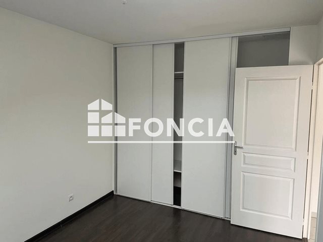 Appartement à louer, 41m², Péron