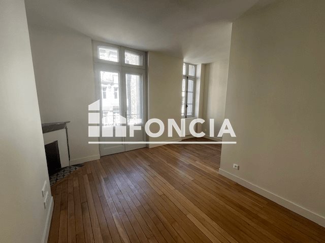 Appartement à louer, 57m², Angoulême