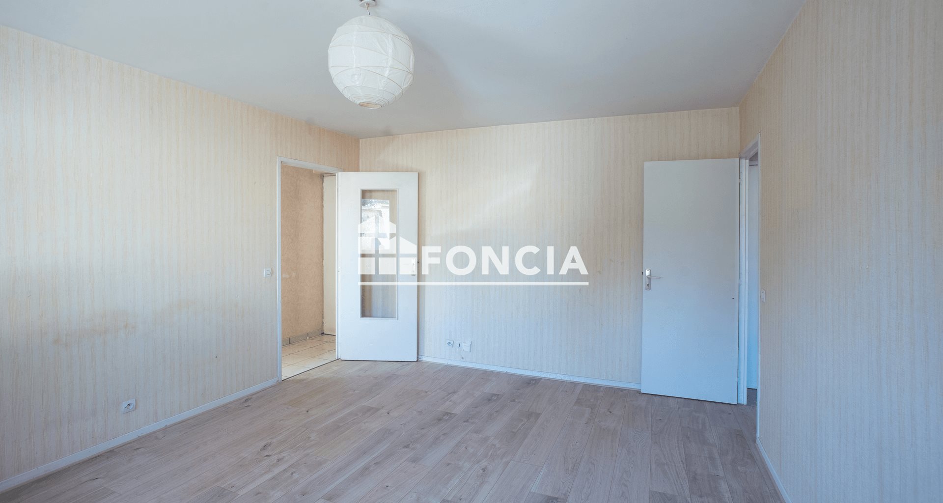 Appartement à vendre, 40m², Le Mesnil-Saint-Denis