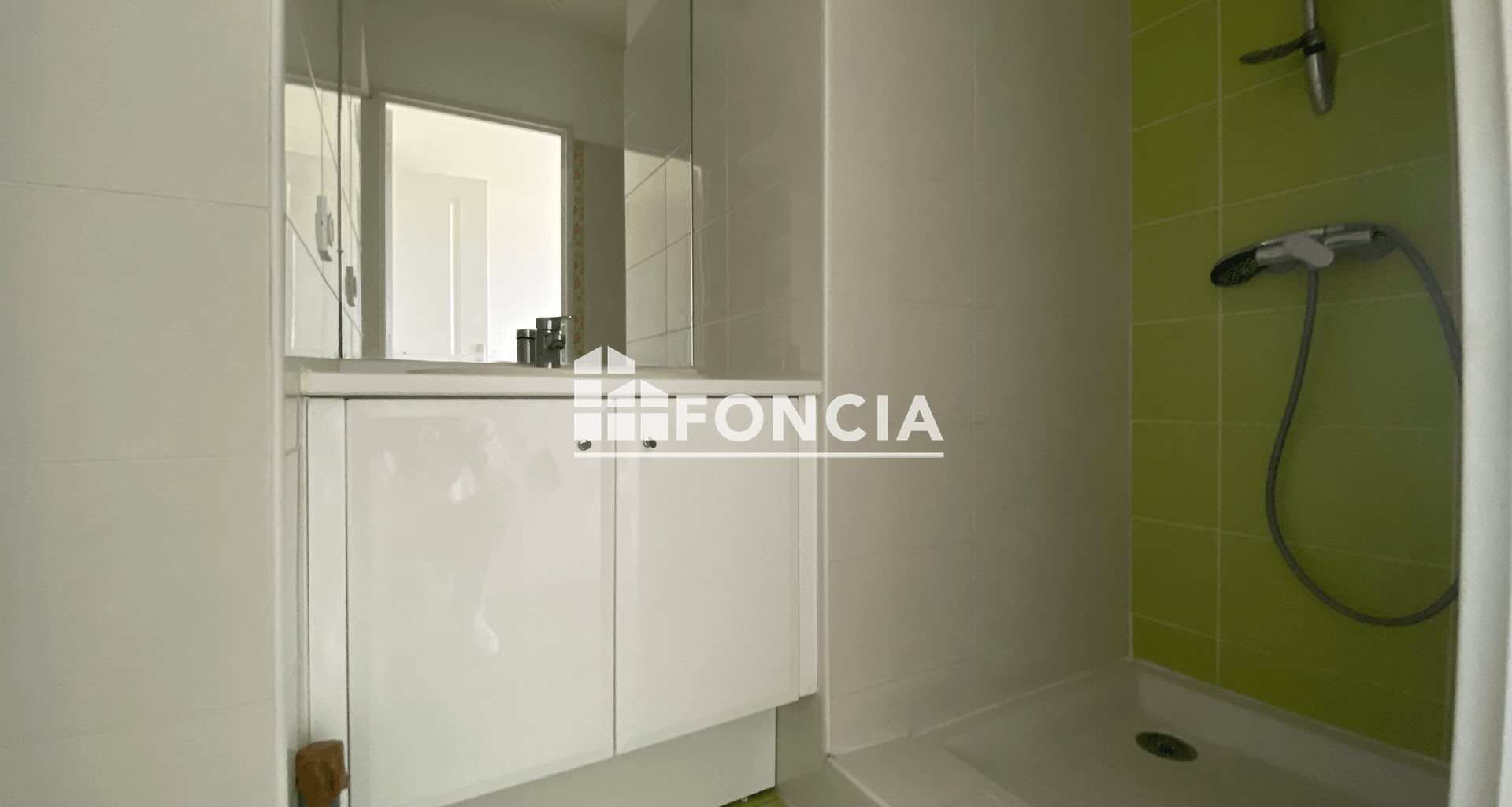 Appartement à louer, 87m², Millery