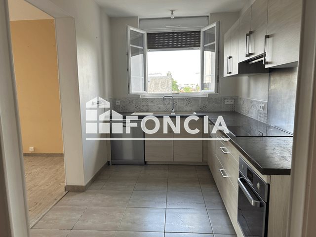 Appartement à louer, 95m², Amilly