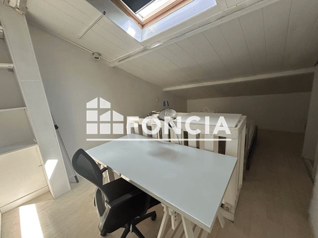 Appartement à louer, 29m², Talence