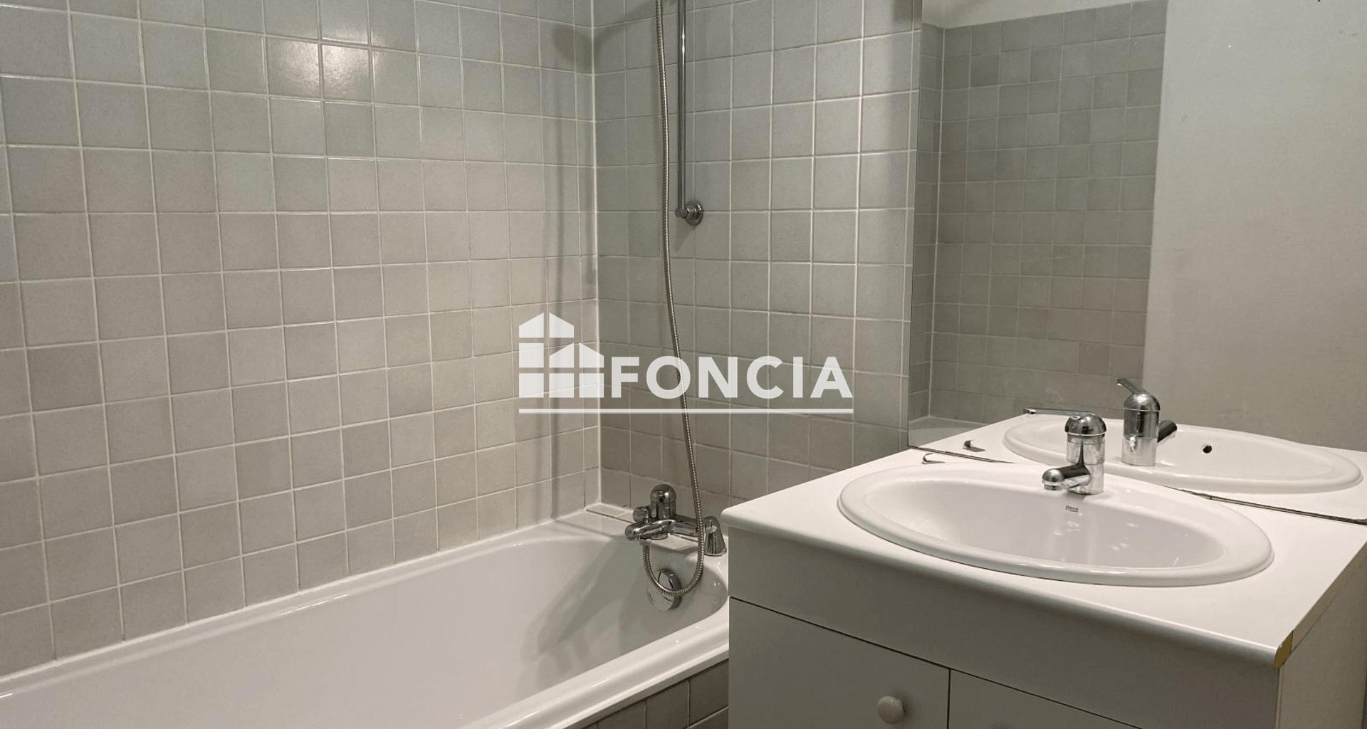 Appartement à louer, 36m², Rochefort