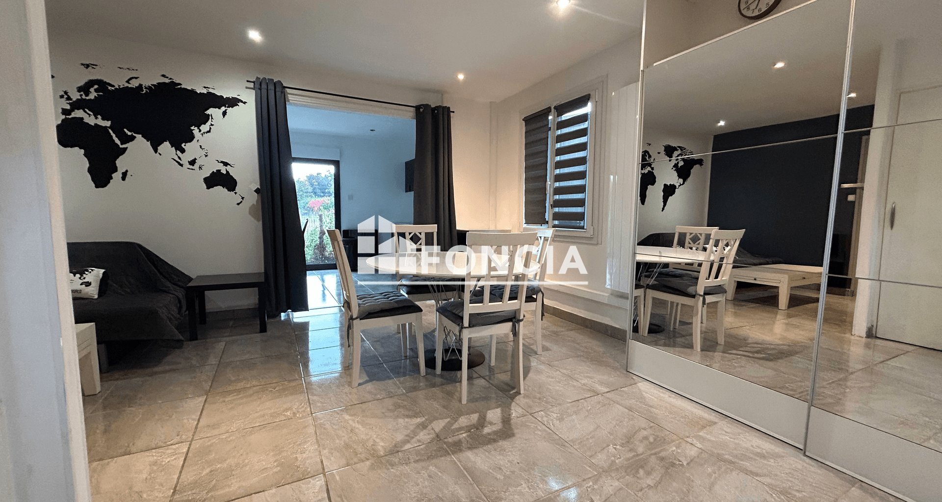 Maison à louer, 52m², Lille