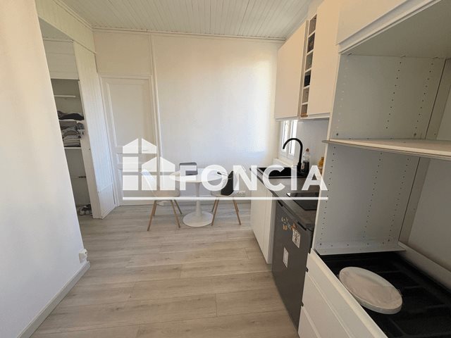 Appartement à louer, 25m², Toulon