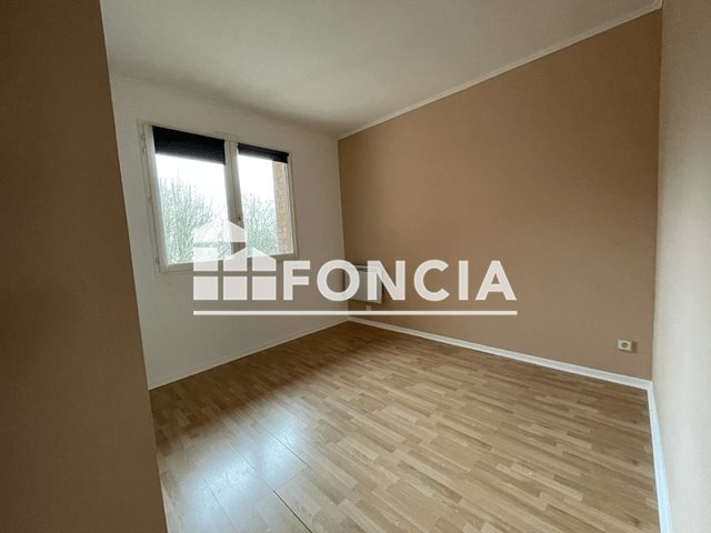Appartement à louer, 75m², Croix