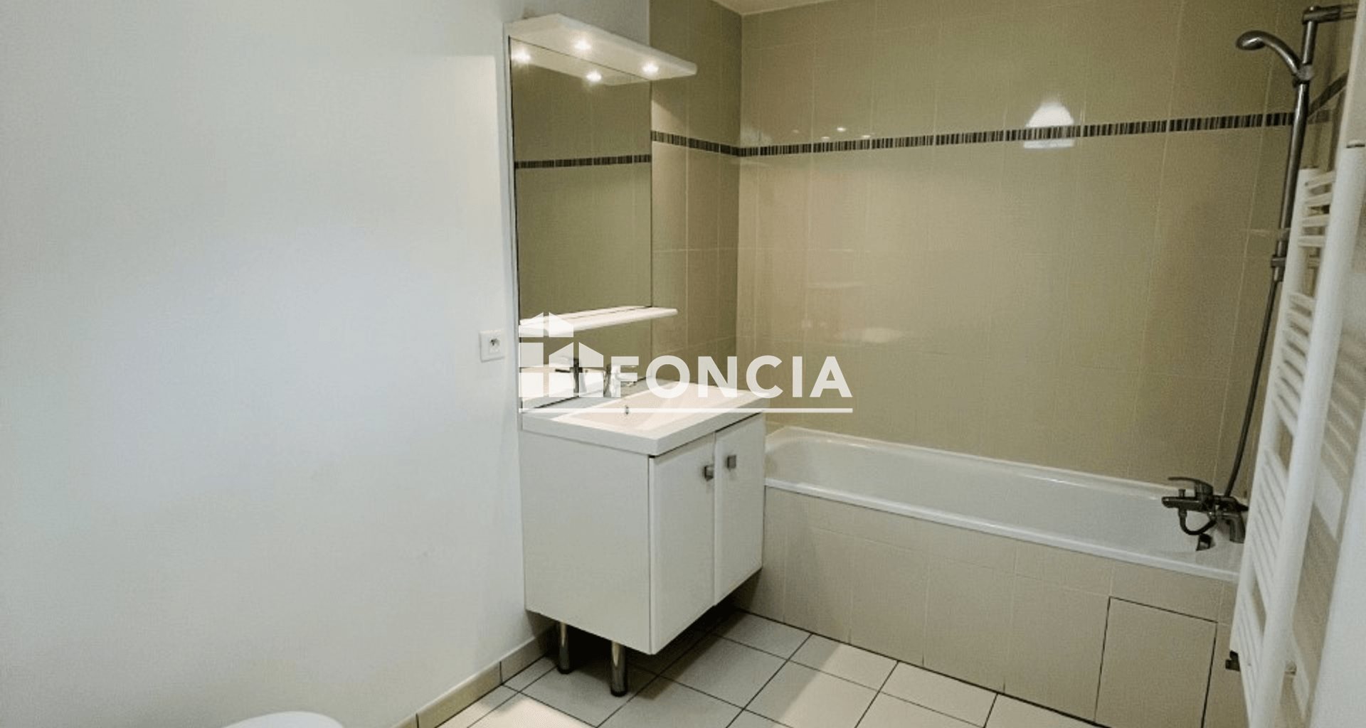Appartement à louer, 47m², Brunoy