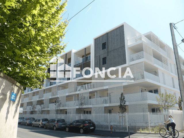 Appartement à louer, 46m², Marseille 8ème