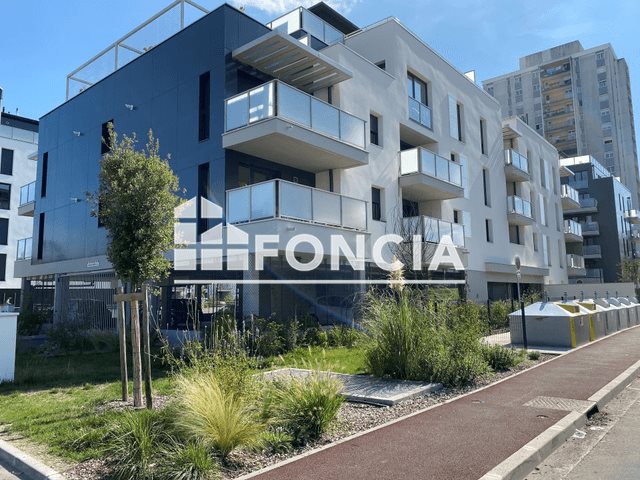Appartement à louer, 47m², Talence