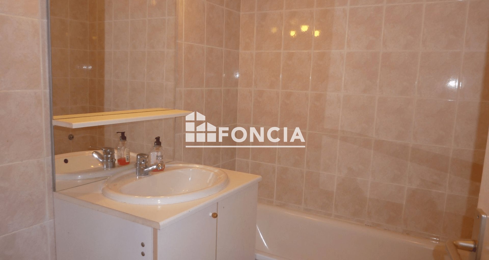 Appartement à louer, 83m², Sciez
