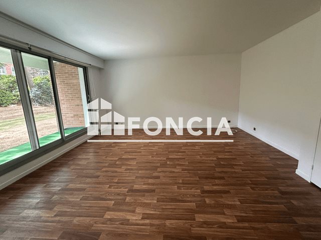 Appartement à louer, 67m², Croix