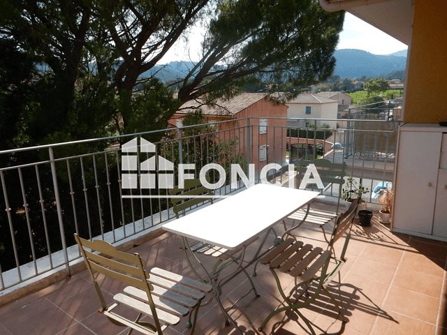 Appartement à louer, 67m², Cuers