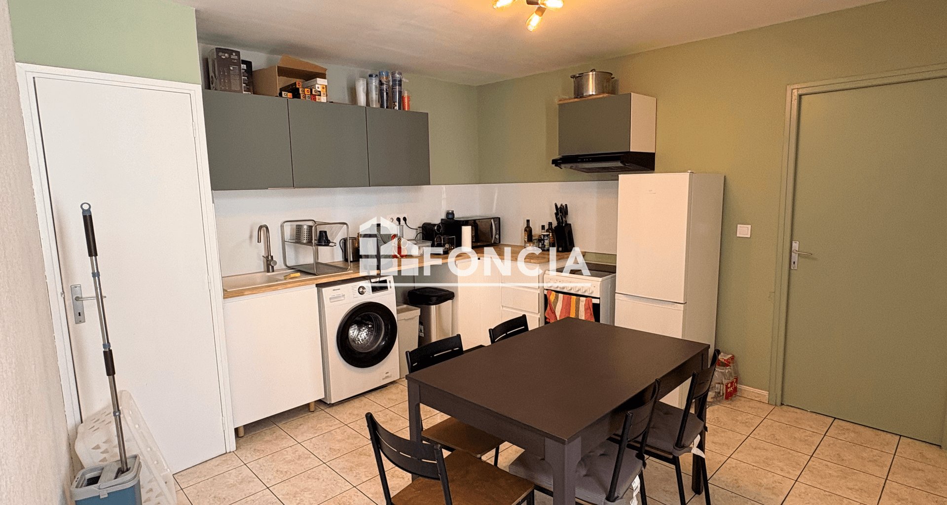 Appartement à louer, 80m², Pont-Saint-Esprit