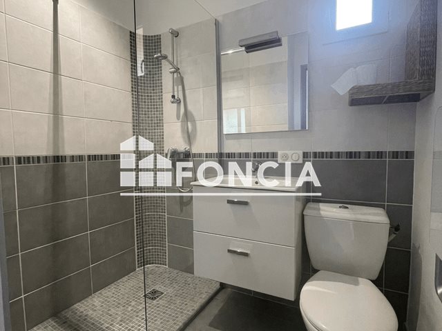 Appartement à louer, 44m², Redessan