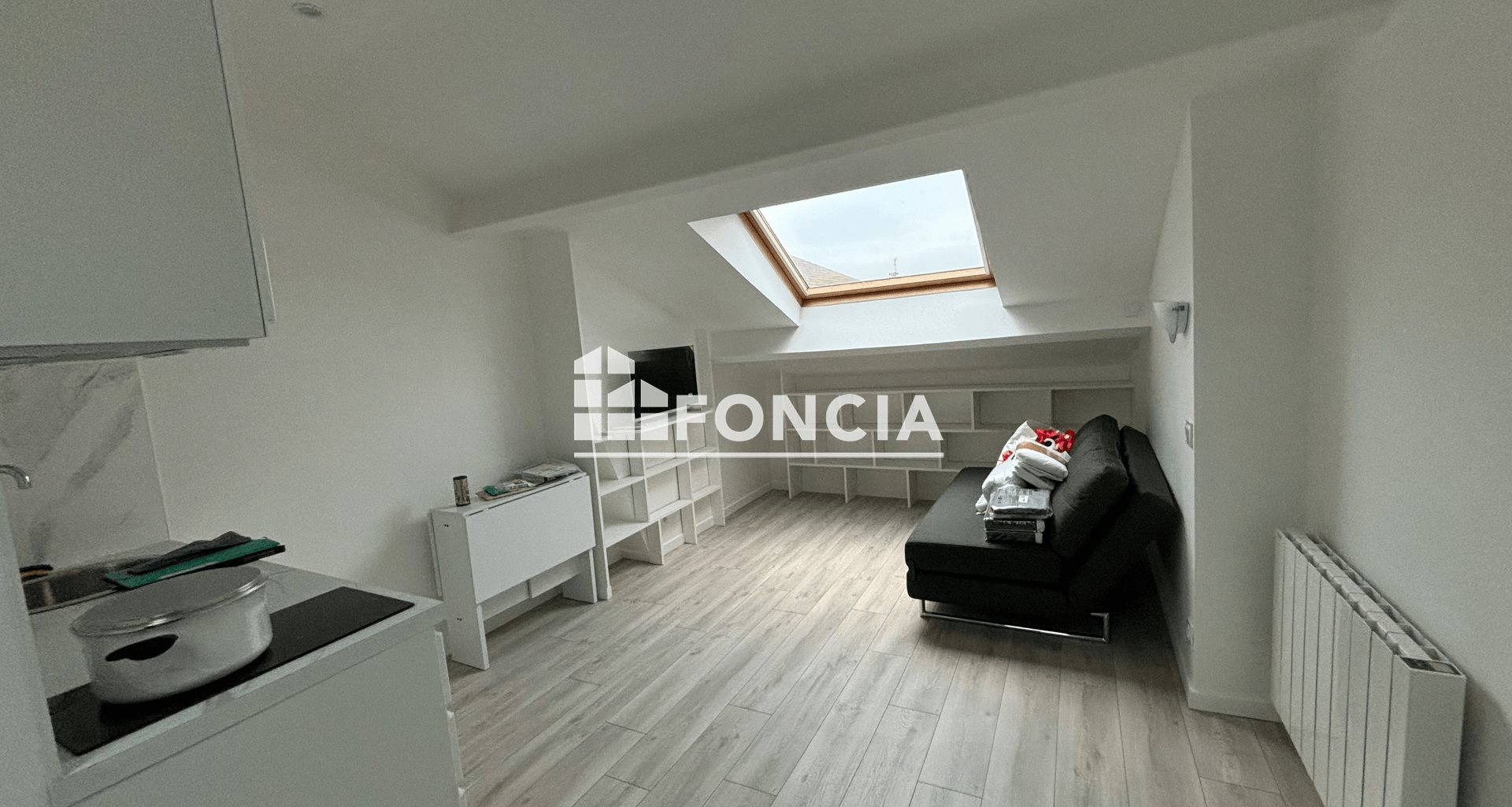 Appartement à louer, 13m², Issy-les-Moulineaux
