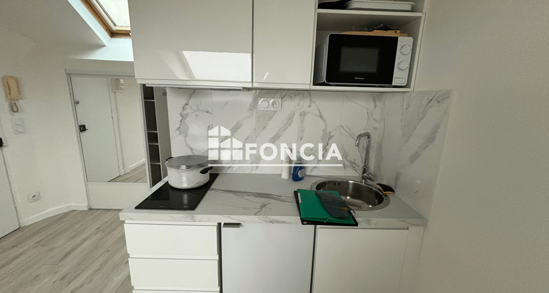 Appartement à louer, 13m², Issy-les-Moulineaux