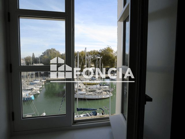 Appartement à louer, 74m², Rochefort