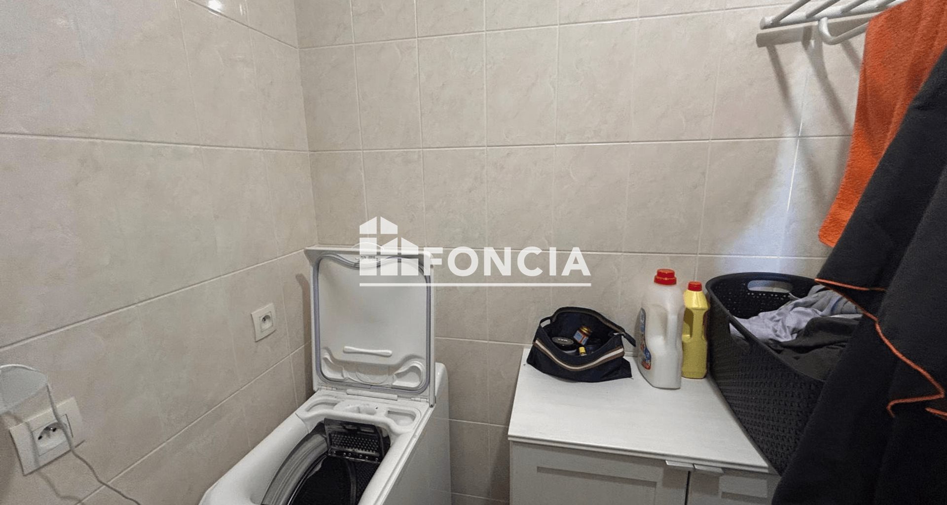 Appartement à louer, 44m², Cerny