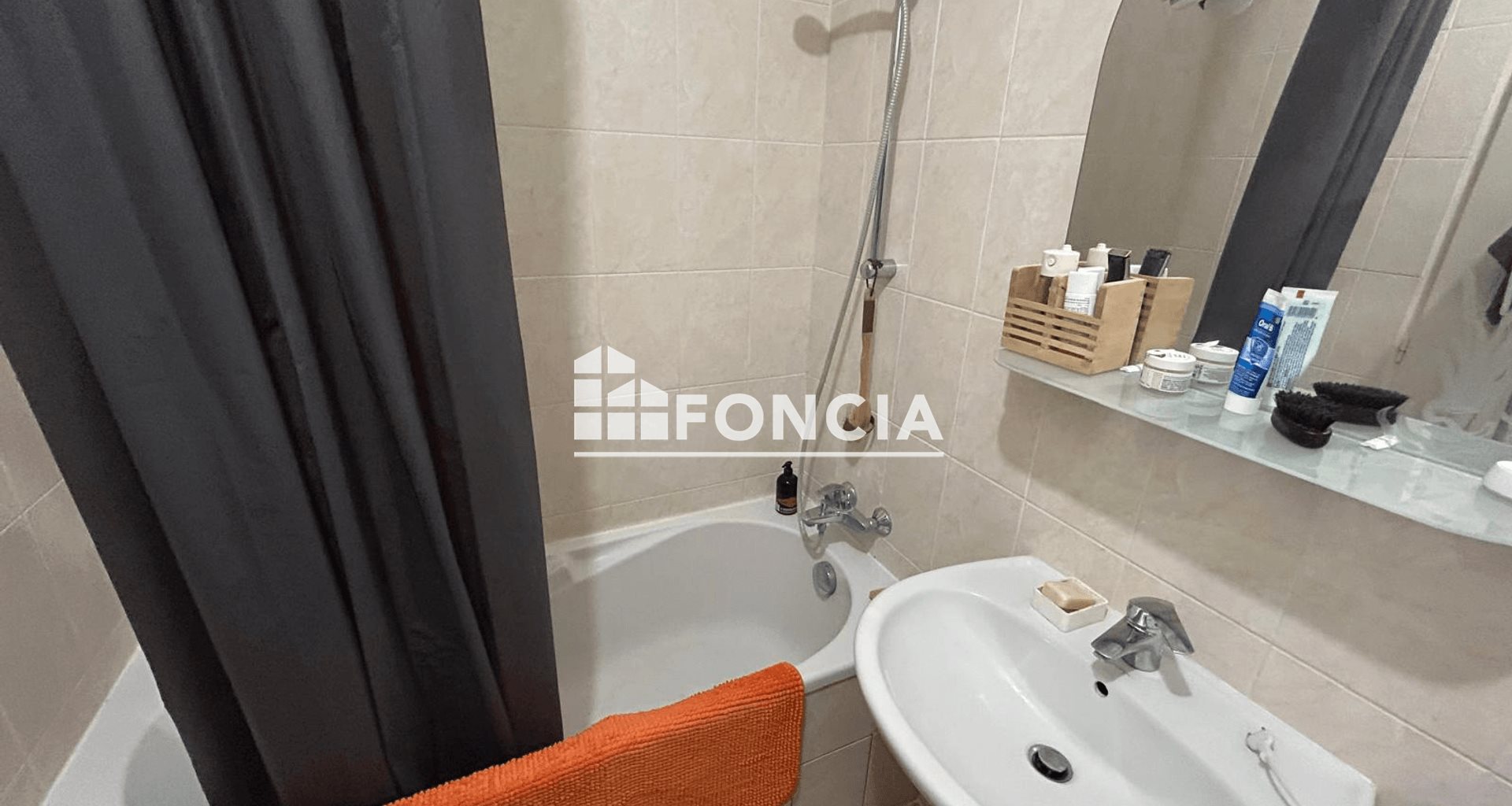 Appartement à louer, 44m², Cerny