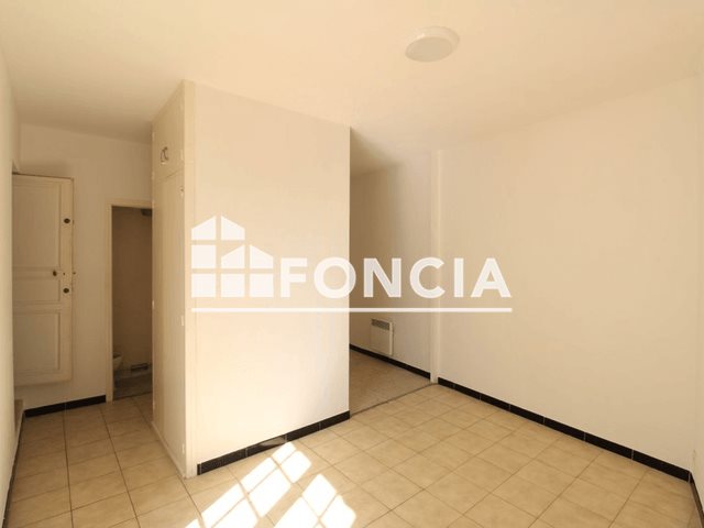 Appartement à louer, 20m², Nîmes