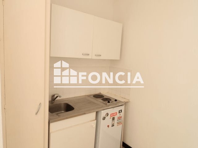 Appartement à louer, 20m², Nîmes