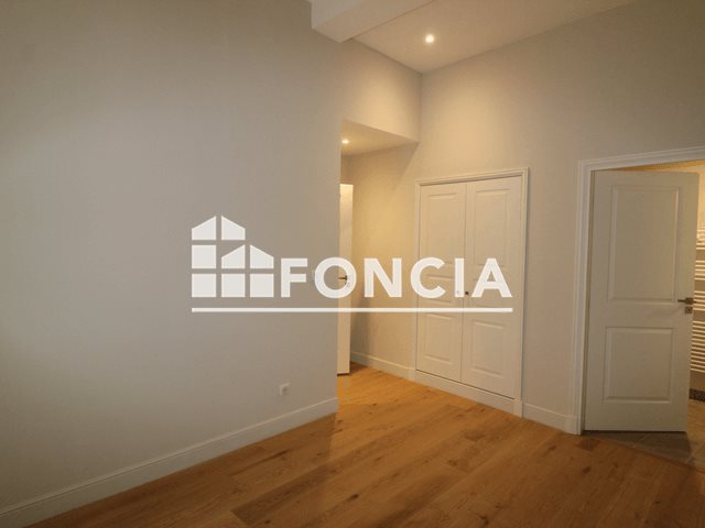 Appartement à louer, 47m², Nîmes