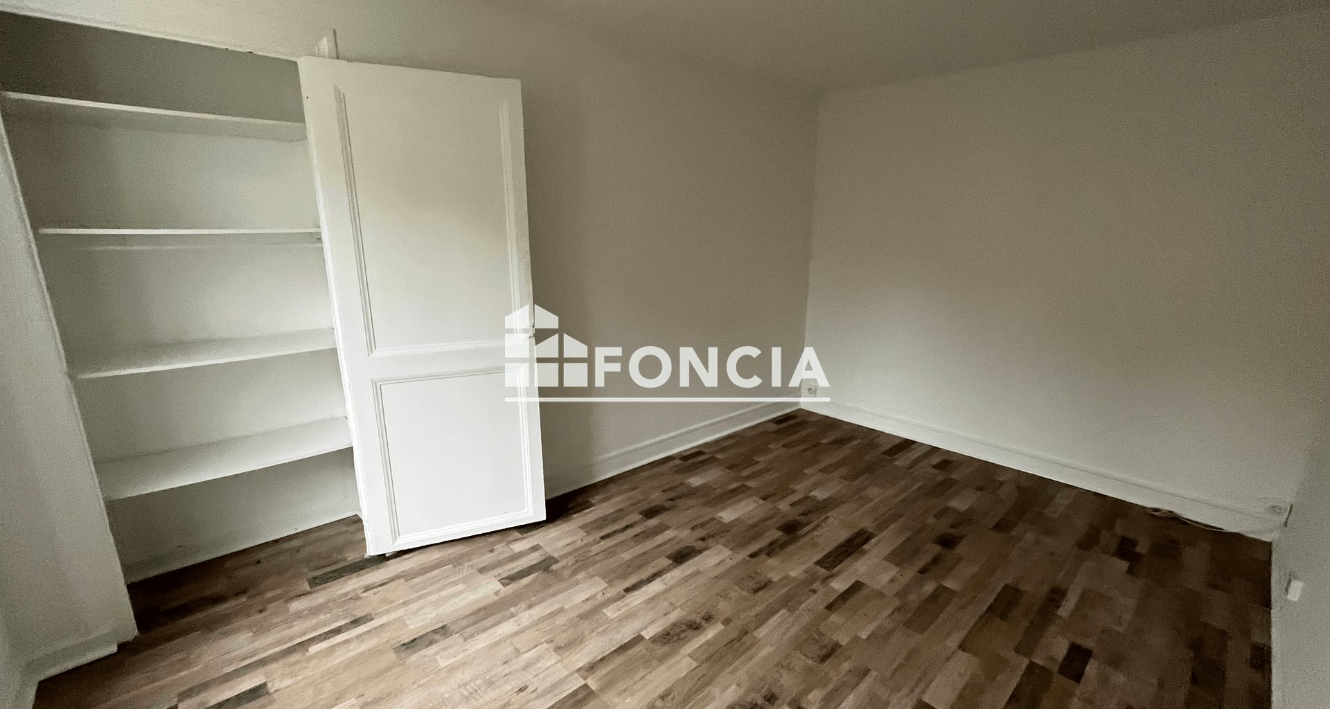 Appartement à louer, 28m², Etampes
