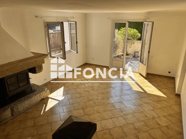 Maison à louer, 133m², Saint-Cyr-sur-Mer