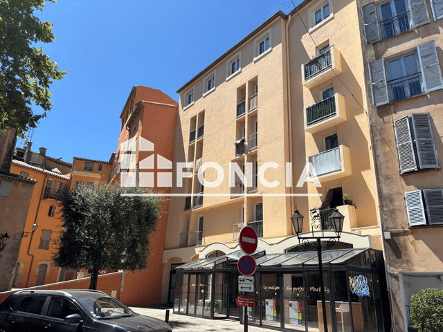 Appartement à louer, 34m², Grasse