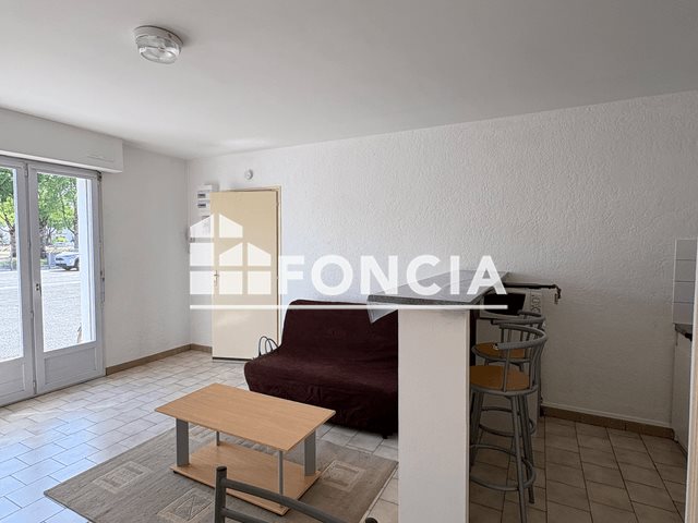 Appartement à louer, 26m², Niort