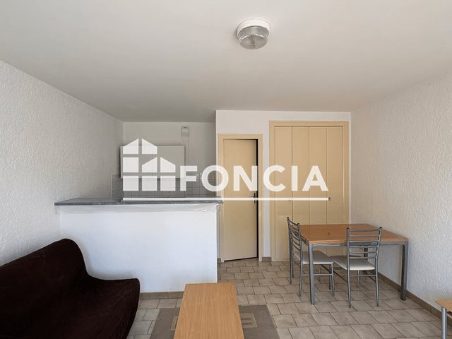 Appartement à louer, 26m², Niort