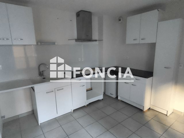 Appartement à louer, 101m², Barraux