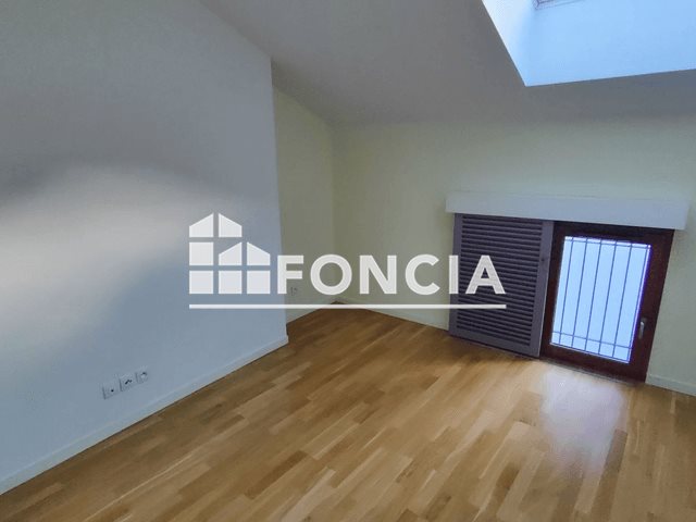 Appartement à louer, 101m², Barraux
