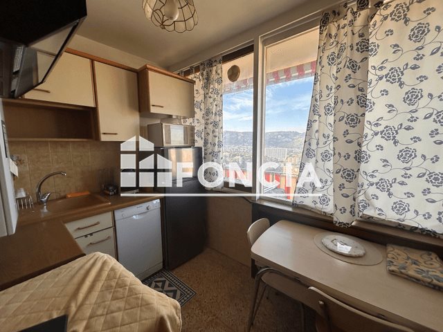 Appartement à louer, 38m², Marseille 9ème