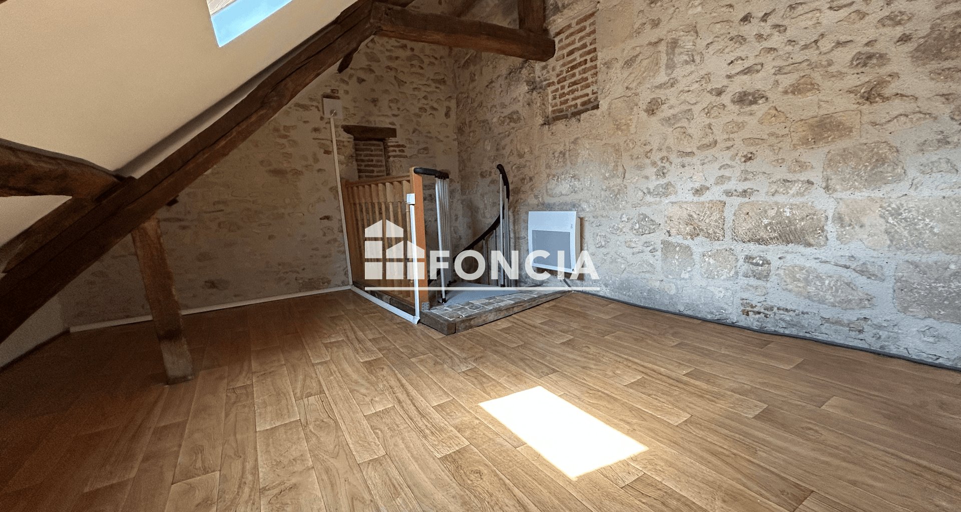 Appartement à louer, 20m², Laon