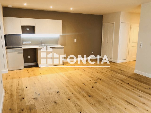 Appartement à louer, 70m², Blois
