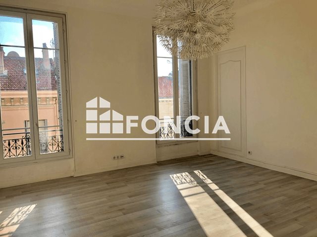 Appartement à louer, 86m², Cannes