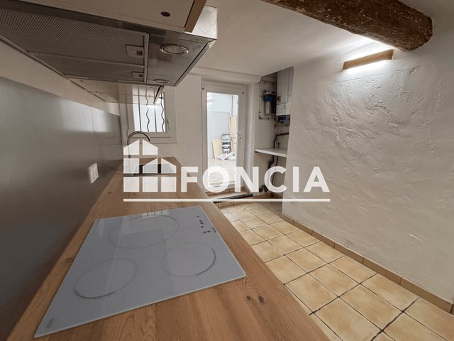 Maison à louer, 54m², Solliès-Toucas