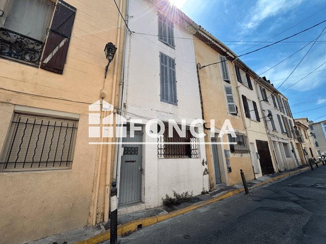 Appartement à louer, 30m², Marignane