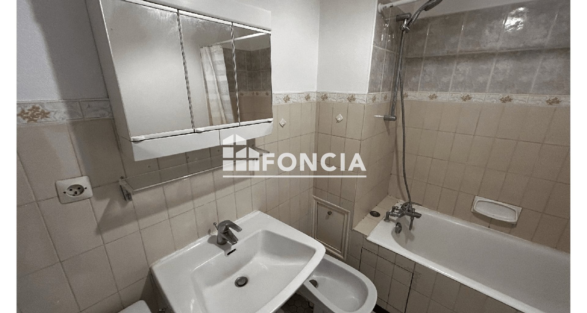 Appartement à louer, 29m², Rueil-Malmaison