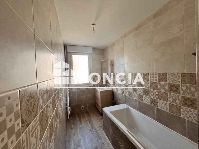 Appartement à louer, 64m², Saint-Raphaël