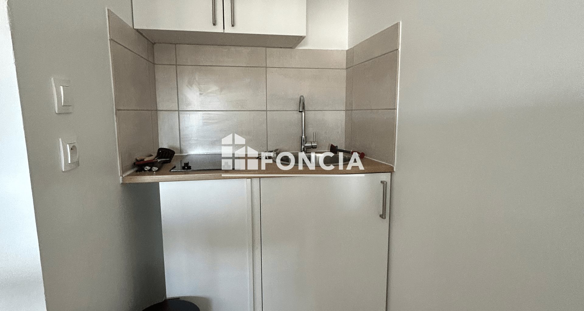 Appartement à louer, 19m², Melun
