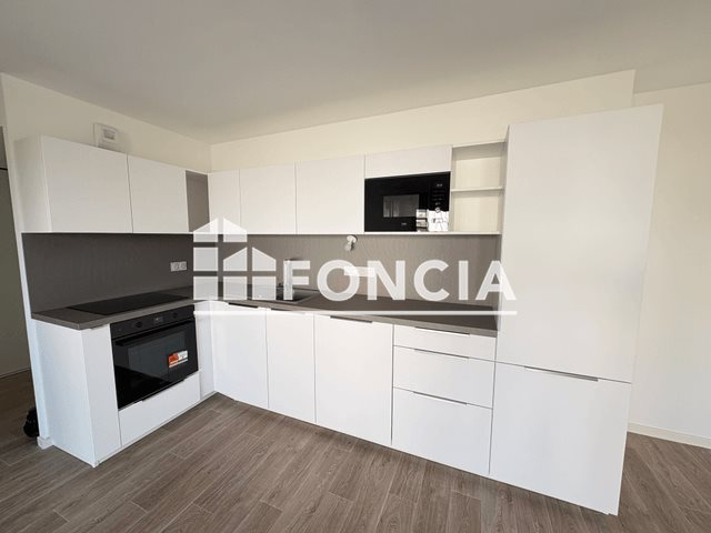 Appartement à louer, 78m², Avrillé