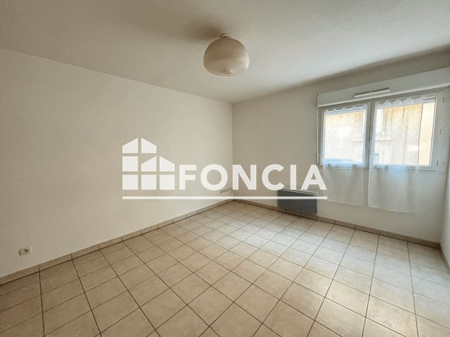 Appartement à louer, 25m², Béziers