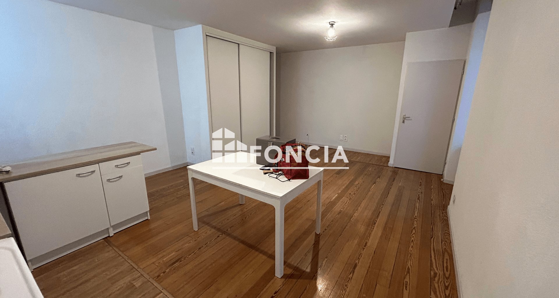 Appartement à louer, 45m², Valence