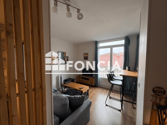 Appartement à louer, 27m², Pau