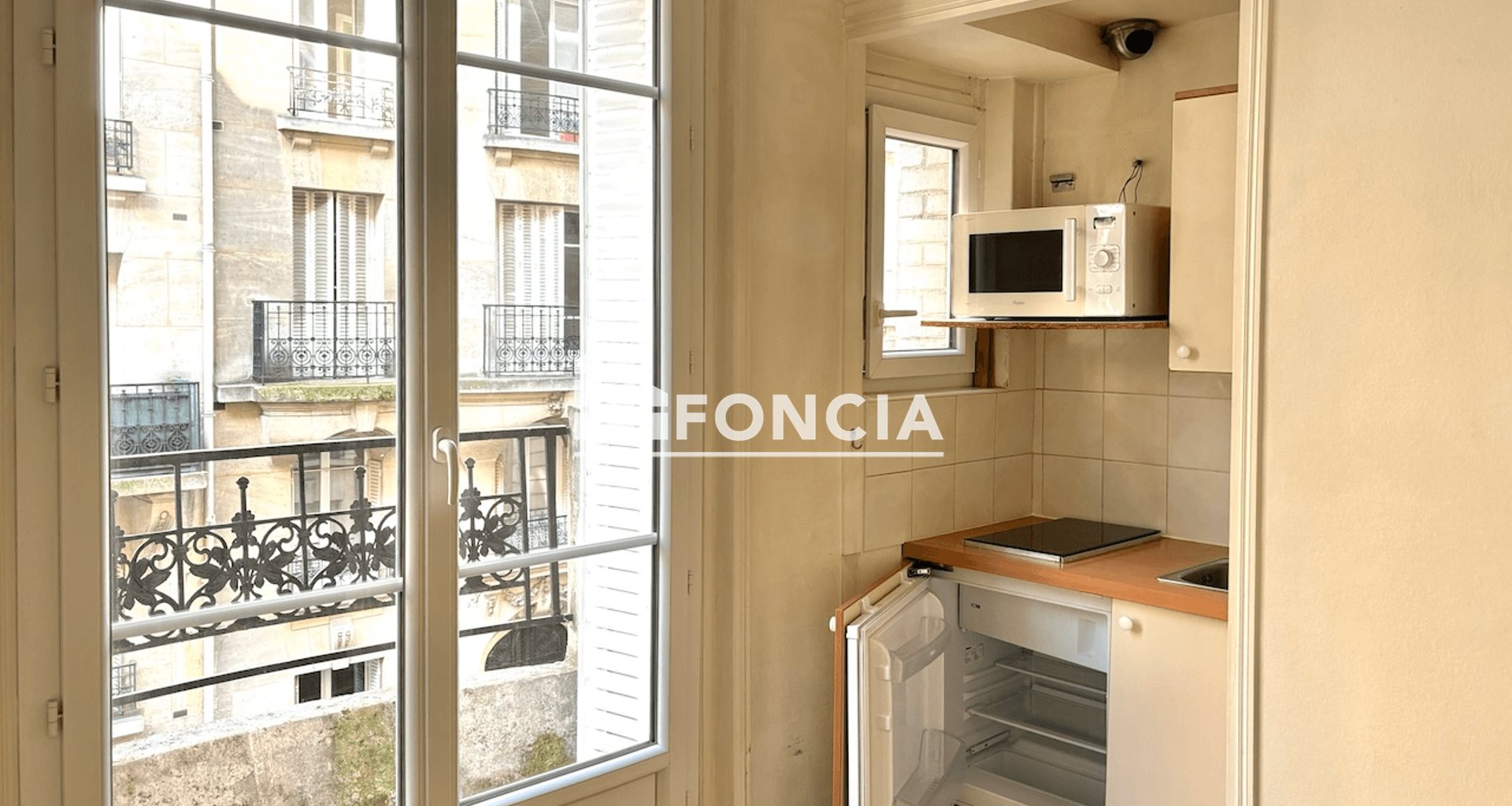 Appartement à louer, 29m², Paris 20ème
