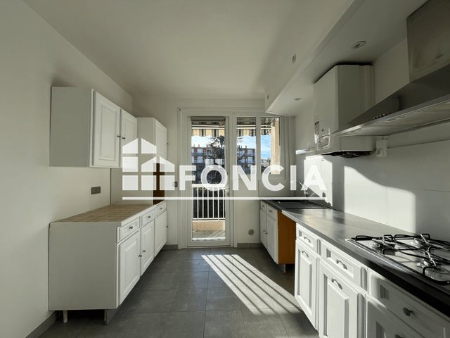 Appartement à louer, 101m², Béziers