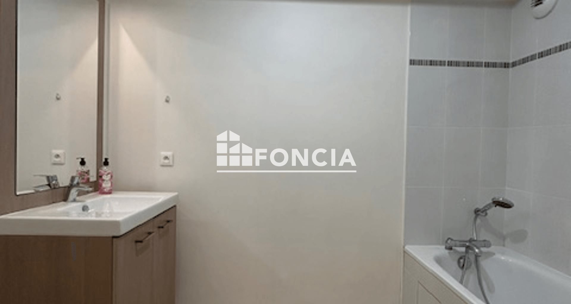 Appartement à louer, 62m², Massy