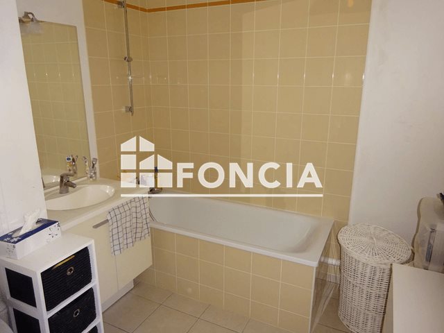 Appartement à louer, 46m², Mont-Saint-Aignan